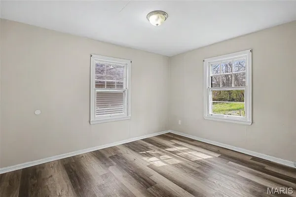 $1,350 | 7030 Emma Avenue, St. Louis, MO 63136