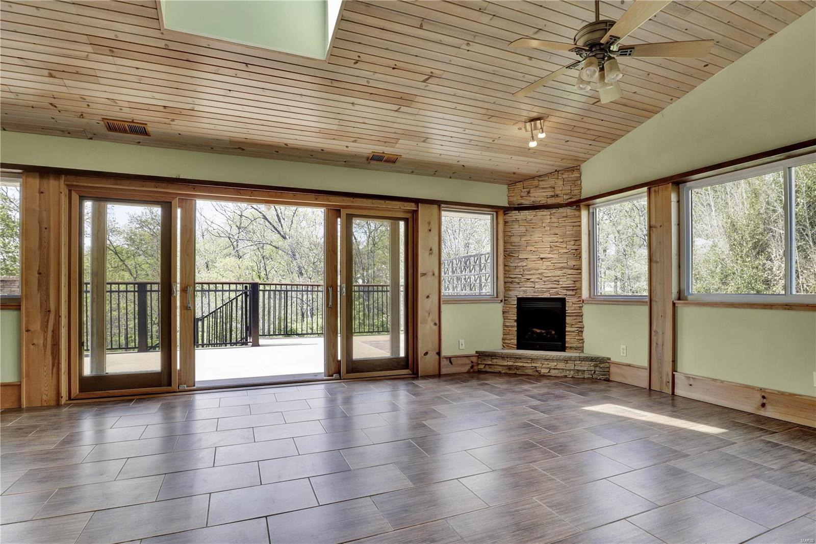12455 West Watson Road Sunset Hills, MO 63127 - Photo 17 of 41 Gallery Image 17