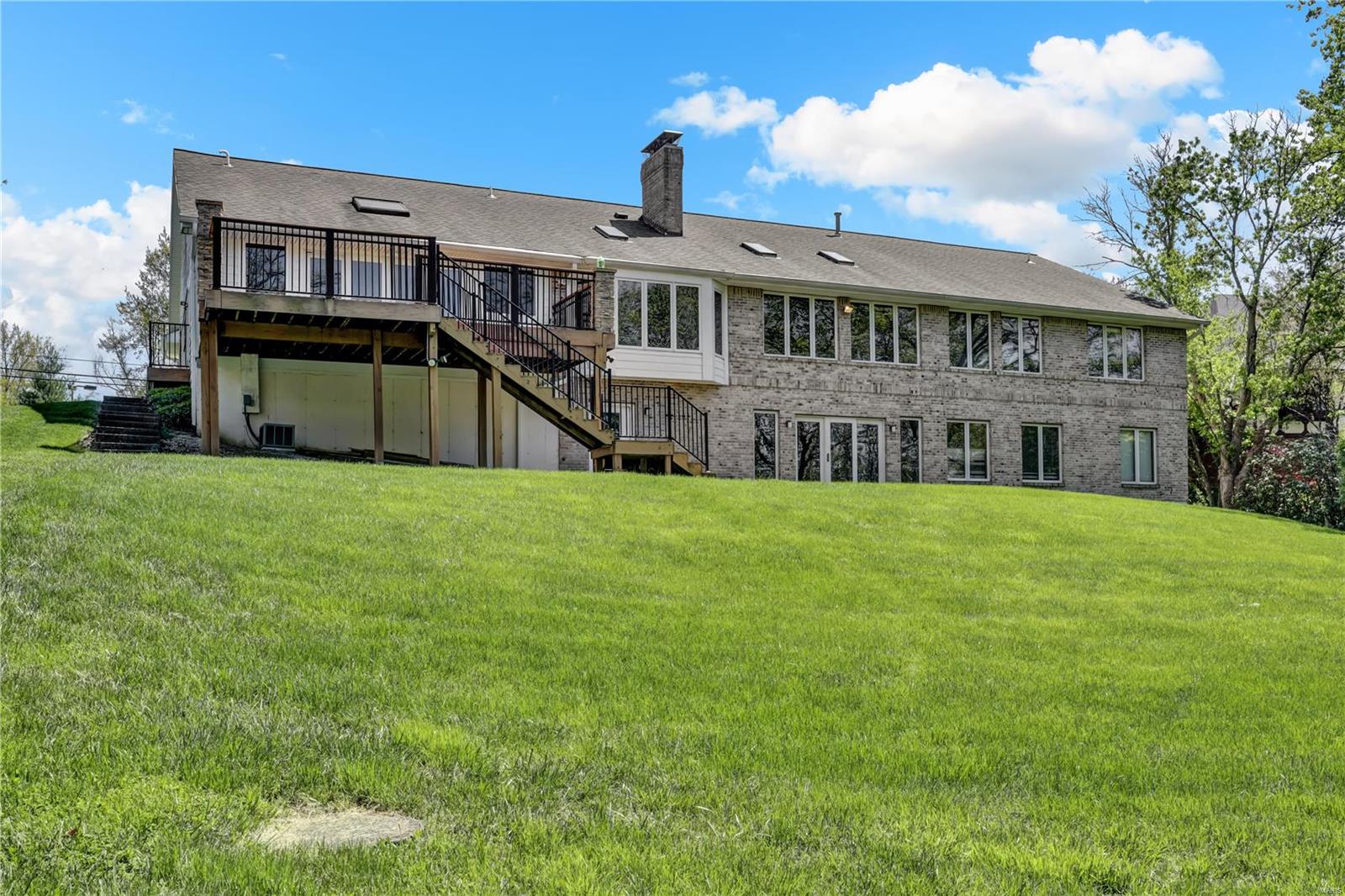 12455 West Watson Road Sunset Hills, MO 63127 - Photo 4 of 41 Gallery Image 4