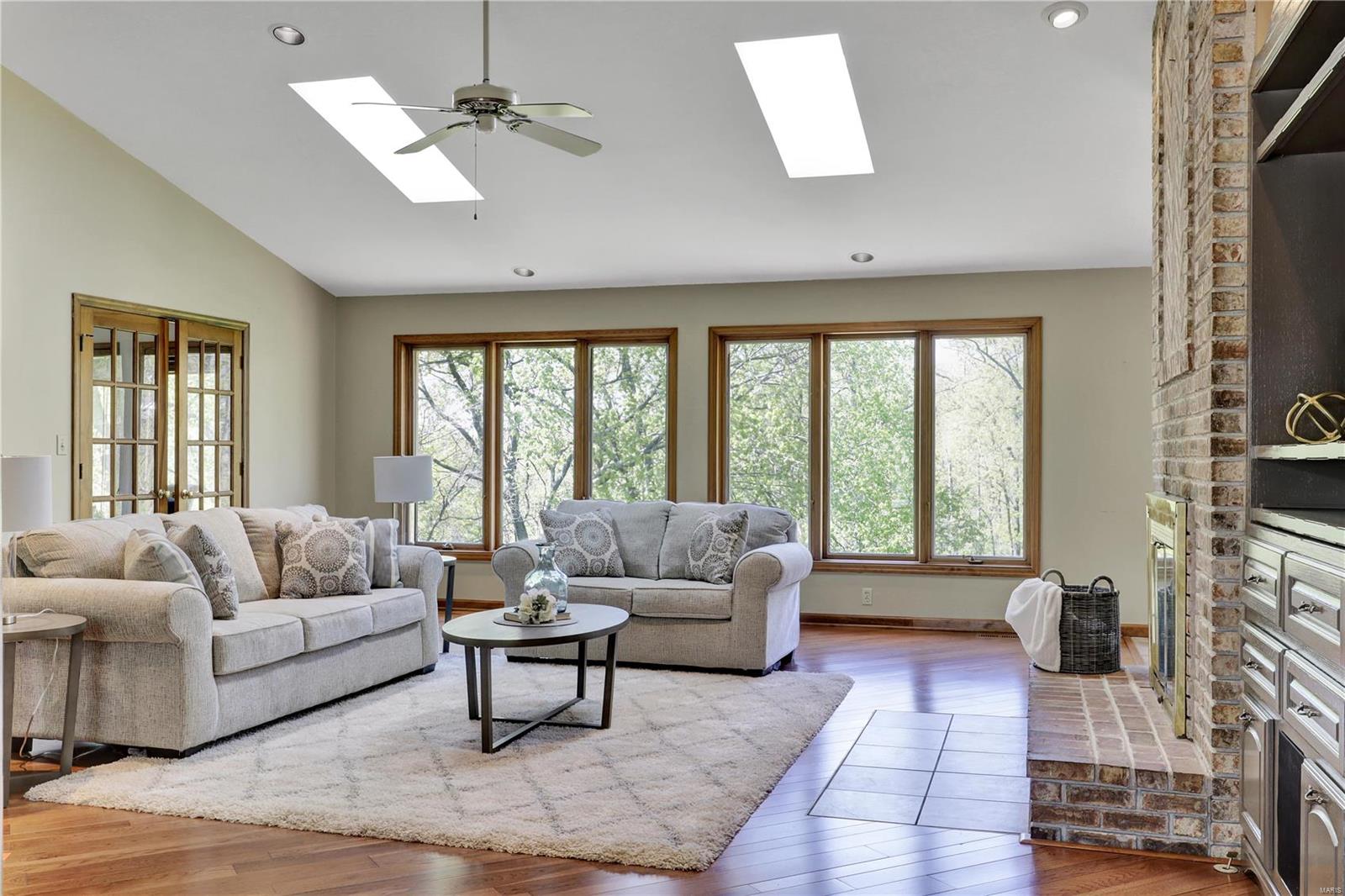 12455 West Watson Road Sunset Hills, MO 63127 - Photo 7 of 41 Gallery Image 7