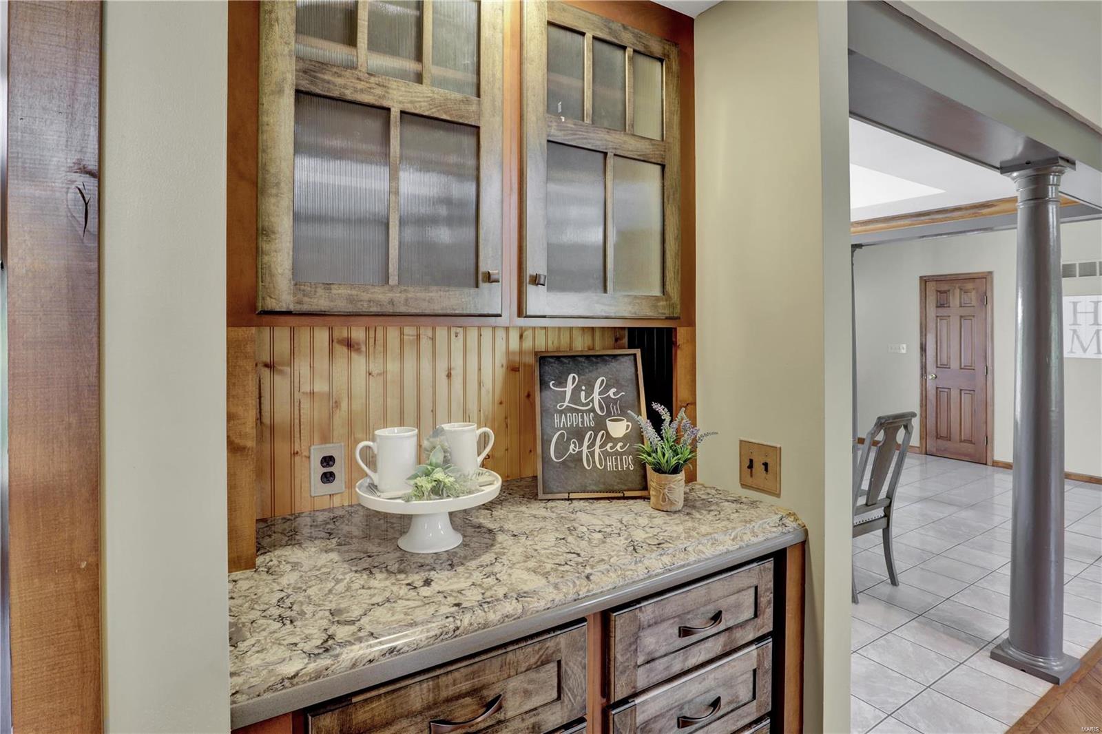 12455 West Watson Road Sunset Hills, MO 63127 - Photo 8 of 41 Gallery Image 8