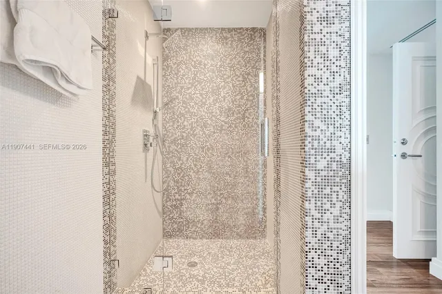 $4,350,000 | 900 Biscayne Boulevard, Unit 6107, Miami, FL 33132