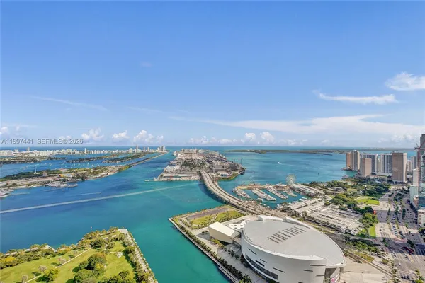 $4,350,000 | 900 Biscayne Boulevard, Unit 6107, Miami, FL 33132