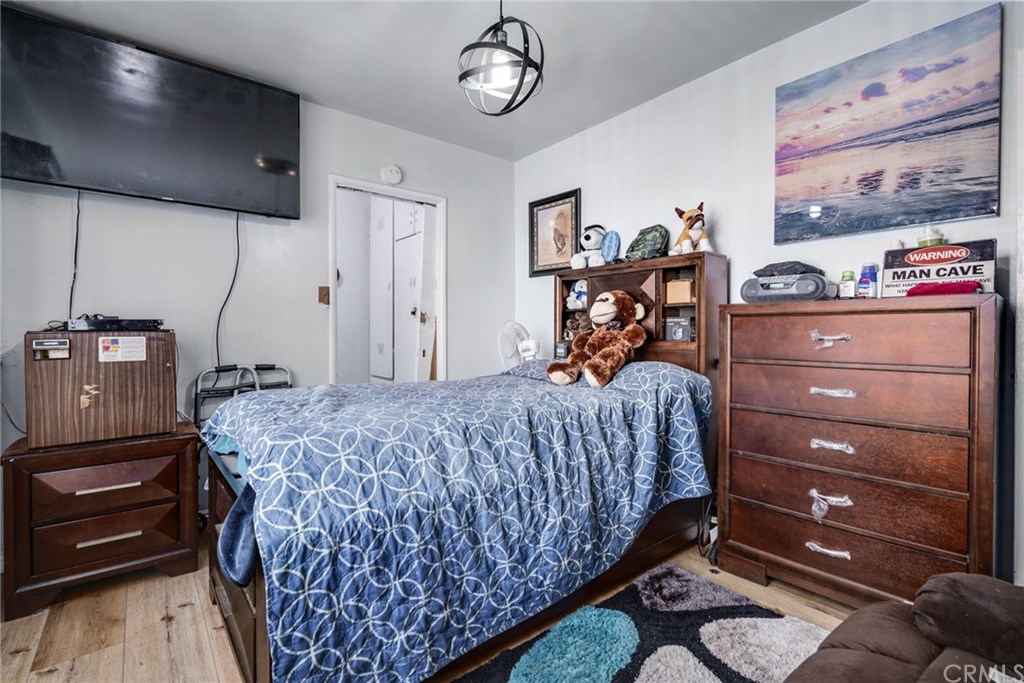 501 West Elm Street Compton, CA 90220 - Photo 16 of 35