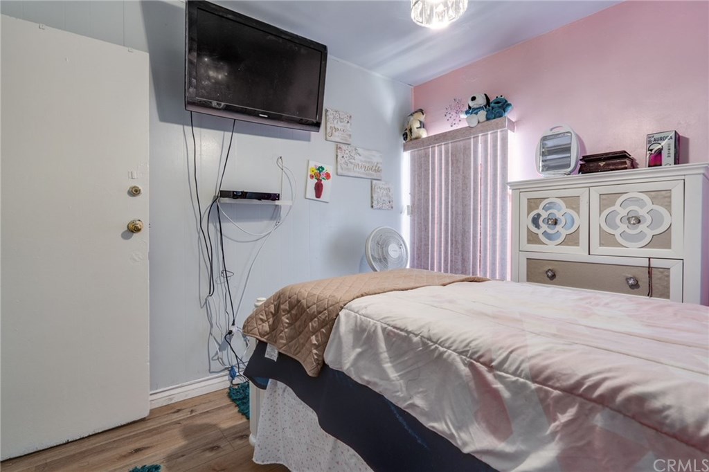 501 West Elm Street Compton, CA 90220 - Photo 19 of 35