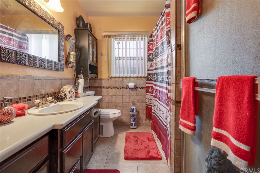 501 West Elm Street Compton, CA 90220 - Photo 21 of 35