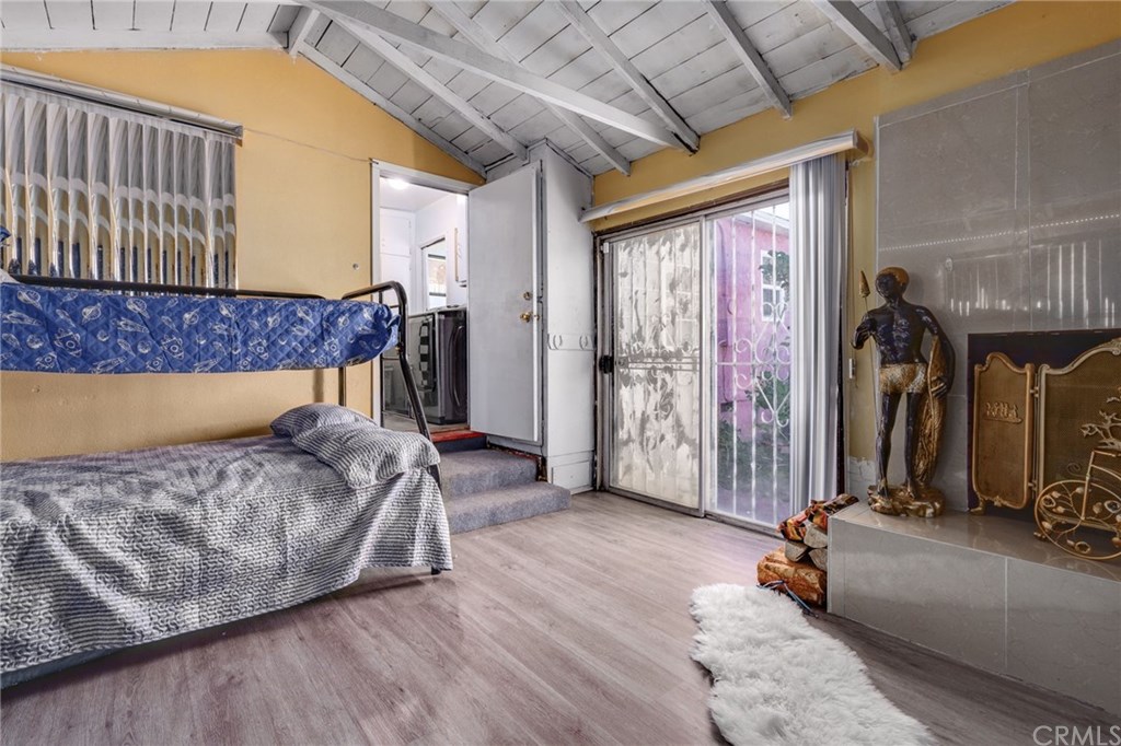 501 West Elm Street Compton, CA 90220 - Photo 23 of 35