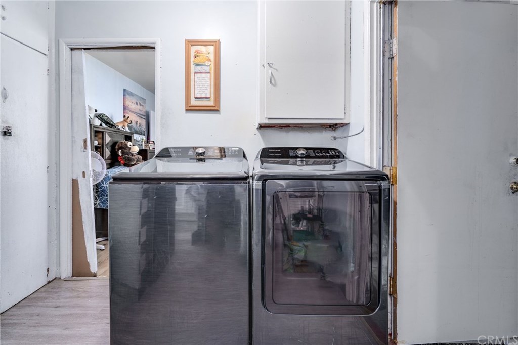 501 West Elm Street Compton, CA 90220 - Photo 25 of 35