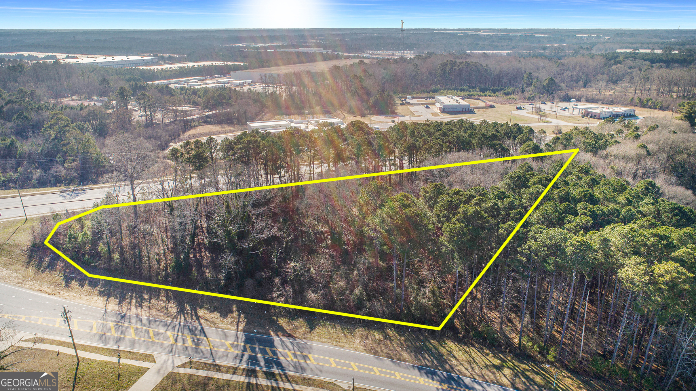 3262 Anvilblock Road Ellenwood, GA 30294 - Photo 2 of 3 a view of a balcony with lake view