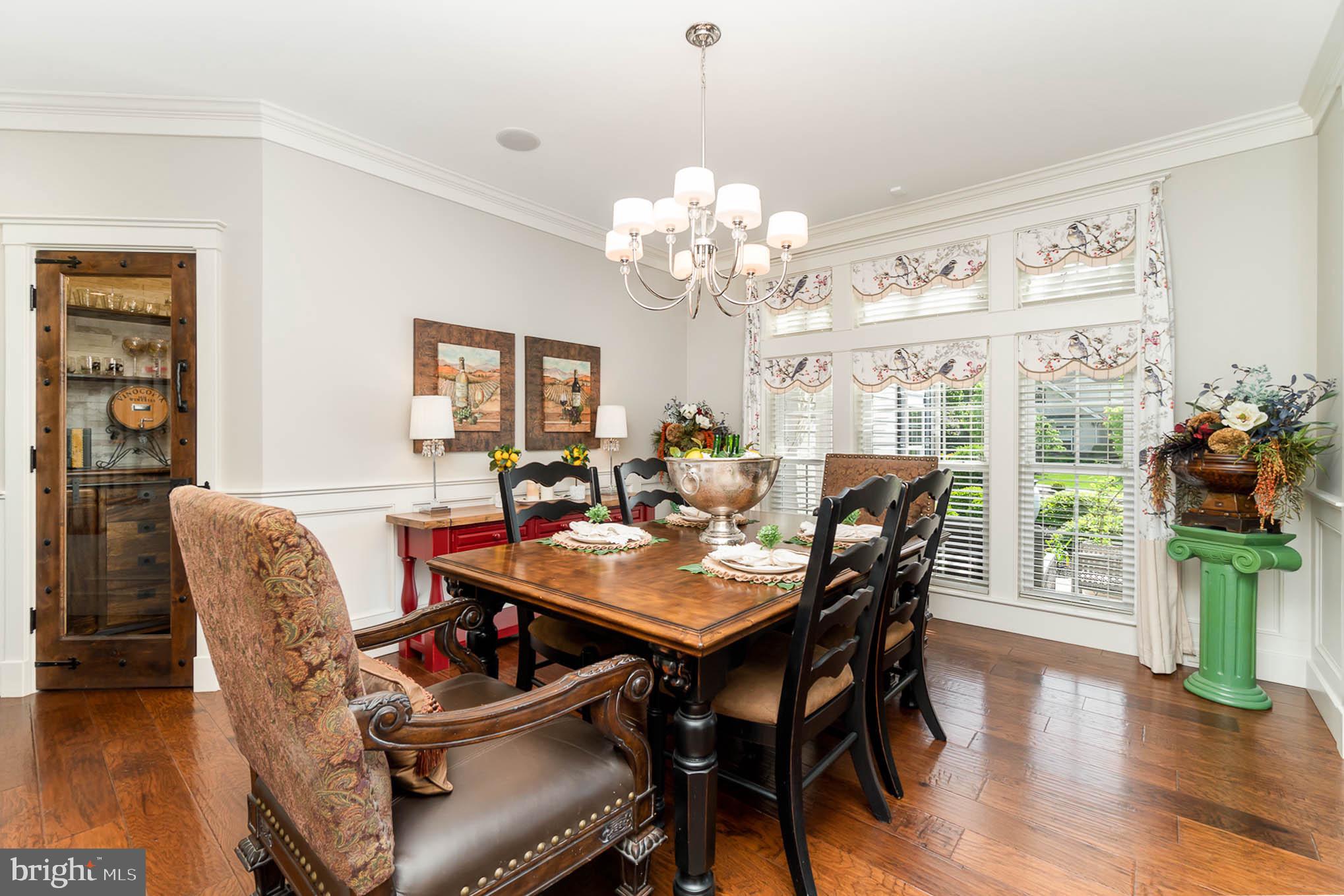 2748 Colonial Road Harrisburg, PA 17112 - Photo 16 of 70 Formal Dinning Area