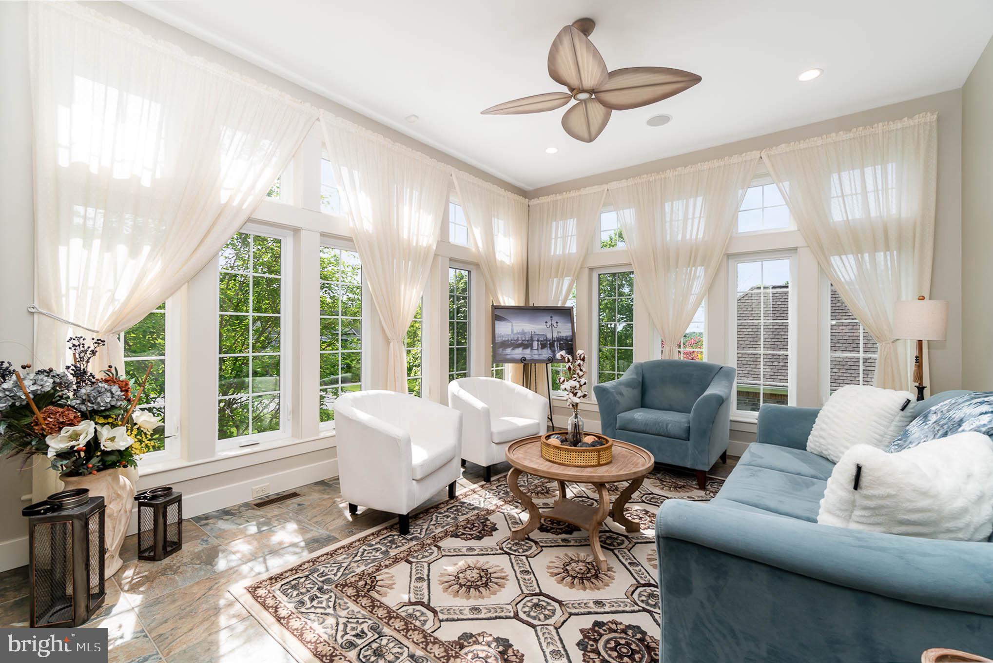 2748 Colonial Road Harrisburg, PA 17112 - Photo 28 of 70 Sitting Room