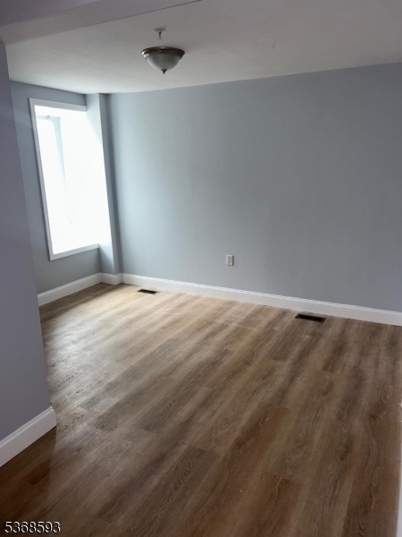 122 3rd Street Passaic, NJ 07055 - Photo 4 of 21