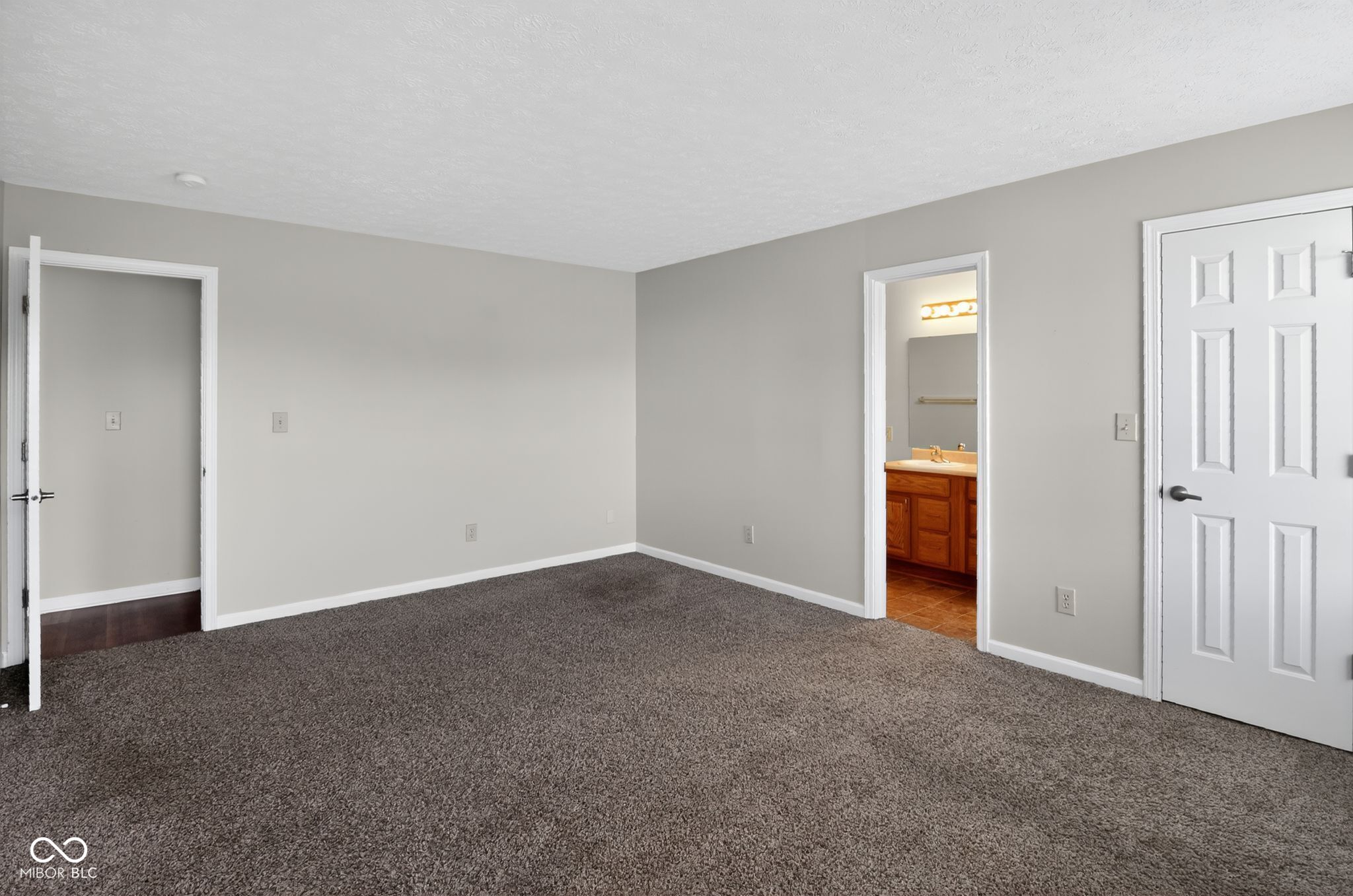 7356 Pipestone Drive Indianapolis, IN 46217 - Photo 11 of 14