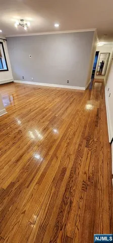 $2,500 | 218 Prospect Avenue, Unit 3C, Hackensack, NJ 07601