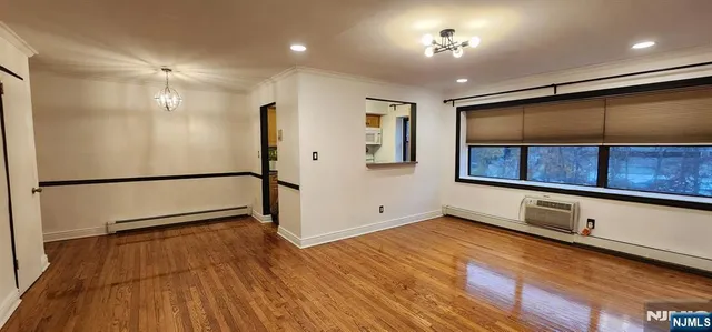$2,500 | 218 Prospect Avenue, Unit 3C, Hackensack, NJ 07601