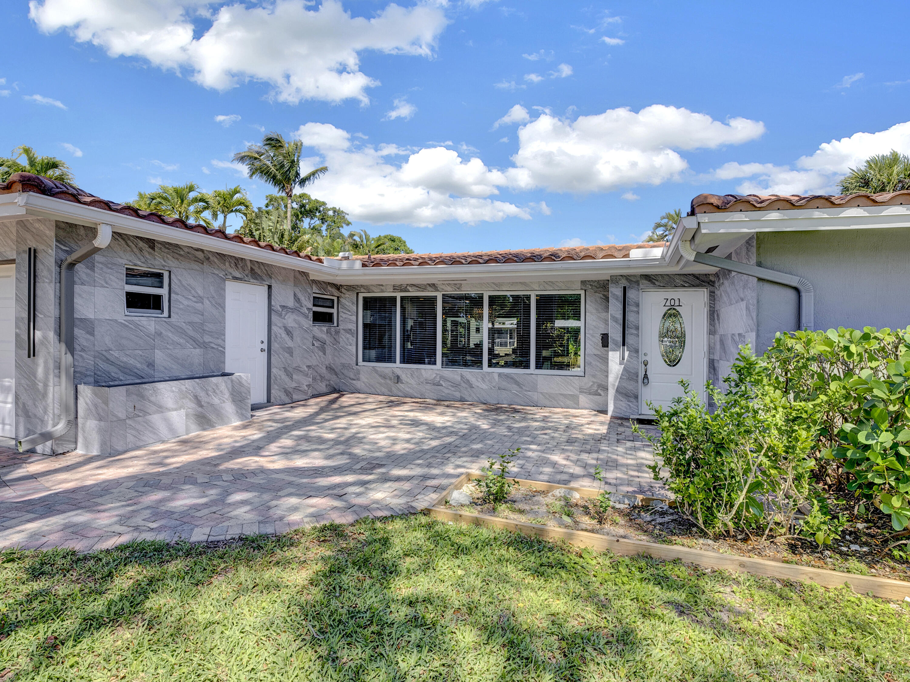 701 West Royal Palm Road Boca Raton, FL 33486 - Photo 3 of 35 DSC05604