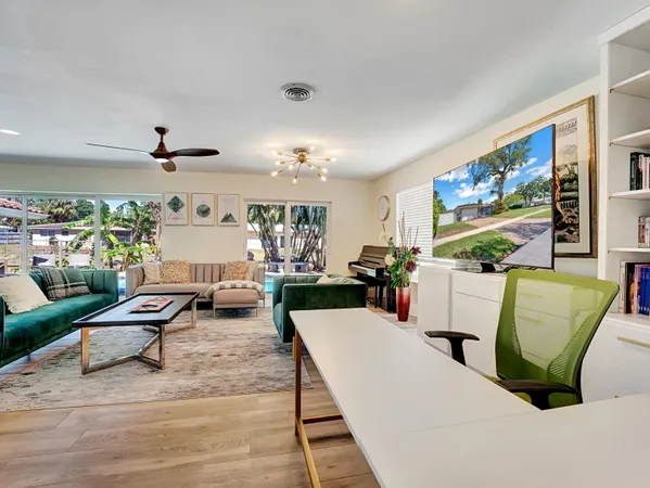 $6,000 | 701 West Royal Palm Road, Boca Raton, FL 33486
