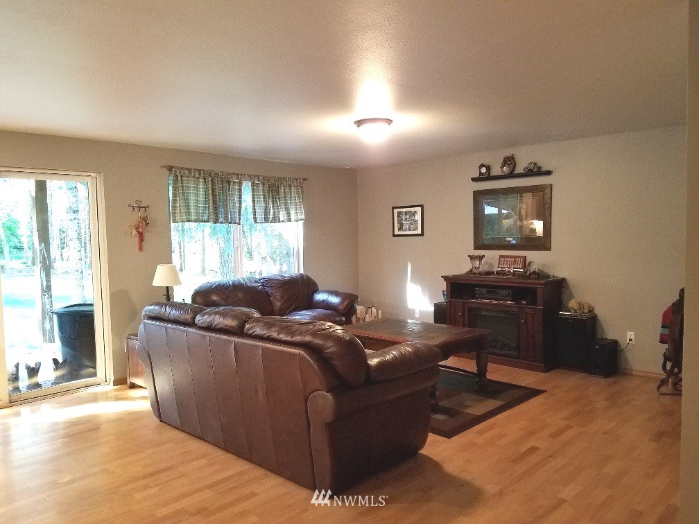 181 Darcy Road Chehalis, WA 98532 - Photo 3 of 16
