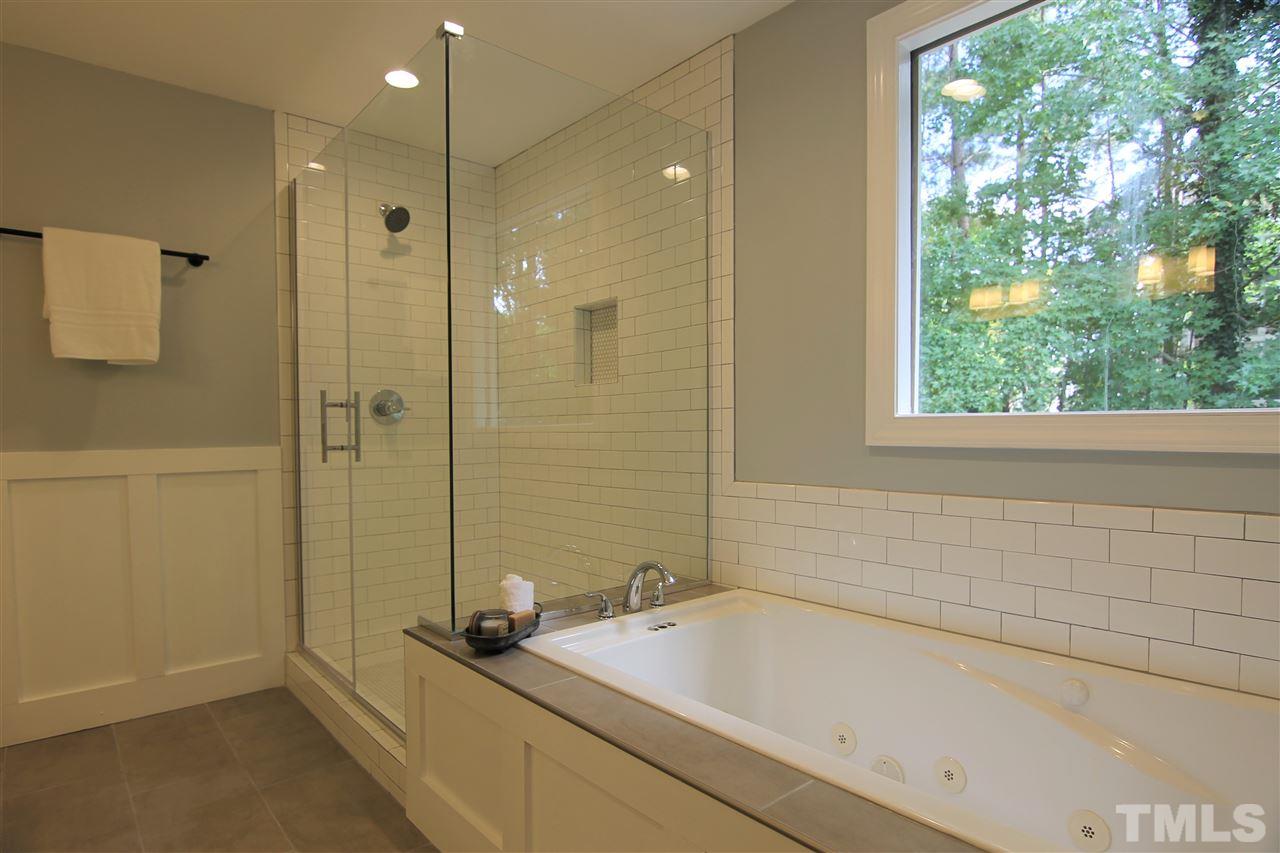 6604 Battleford Drive Raleigh, NC 27613 - Photo 12 of 24 Gallery Image 12