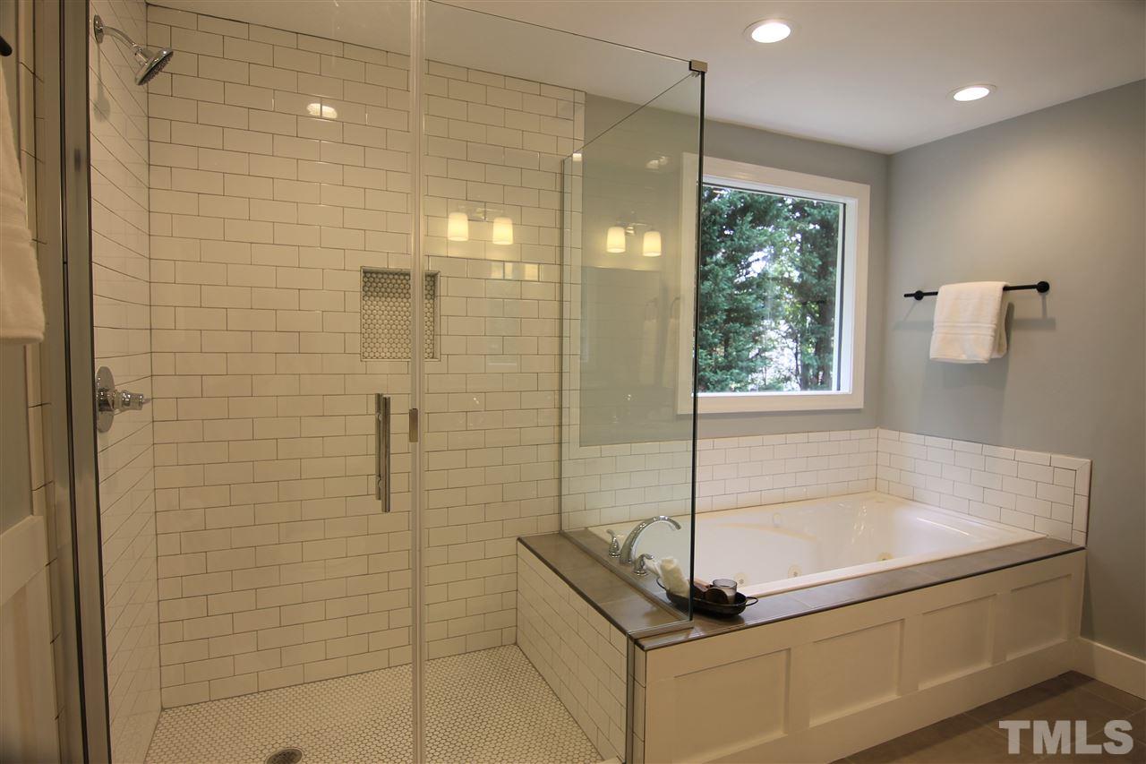 6604 Battleford Drive Raleigh, NC 27613 - Photo 14 of 24 Gallery Image 14