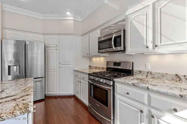 $1,300,000 | 744 Dundee Drive, Post Falls, ID 83854