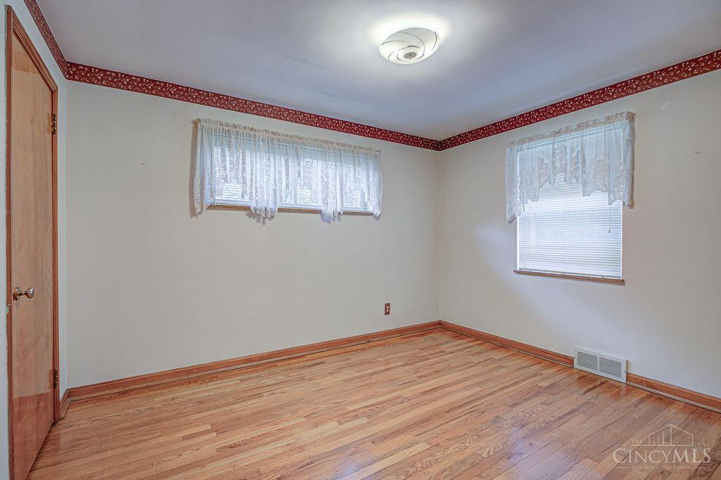3536 Poole Road Cincinnati, OH 45251 - Photo 22 of 40 Gallery Image 22