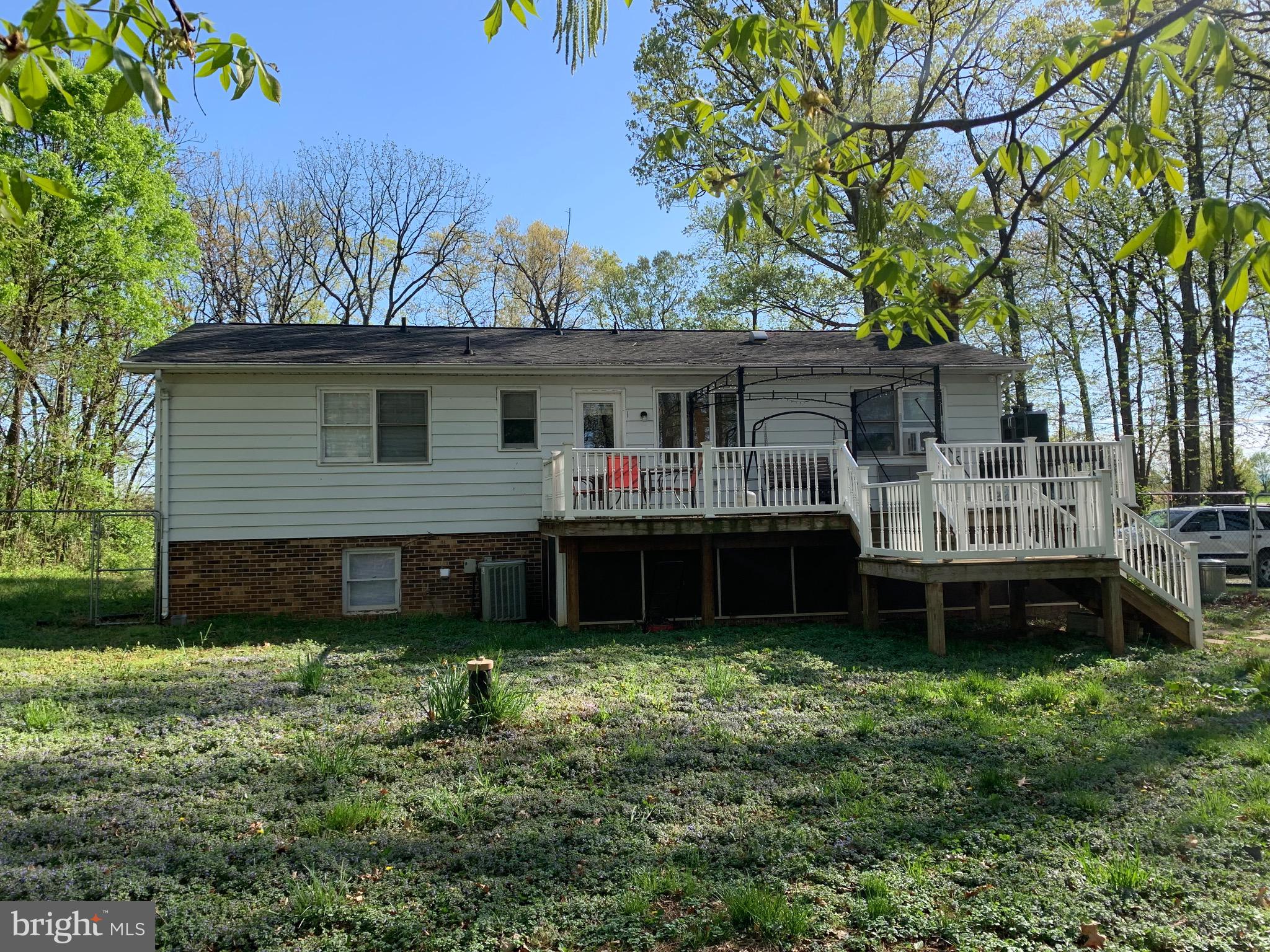 842 Fairground Road Front Royal, VA 22630 - Photo 23 of 26 Gallery Image 23