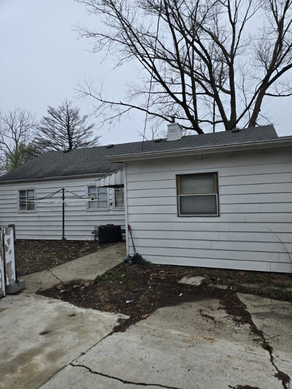 1505 West Columbia Avenue Champaign, IL 61821 - Photo 2 of 8 a view of a house with a yard