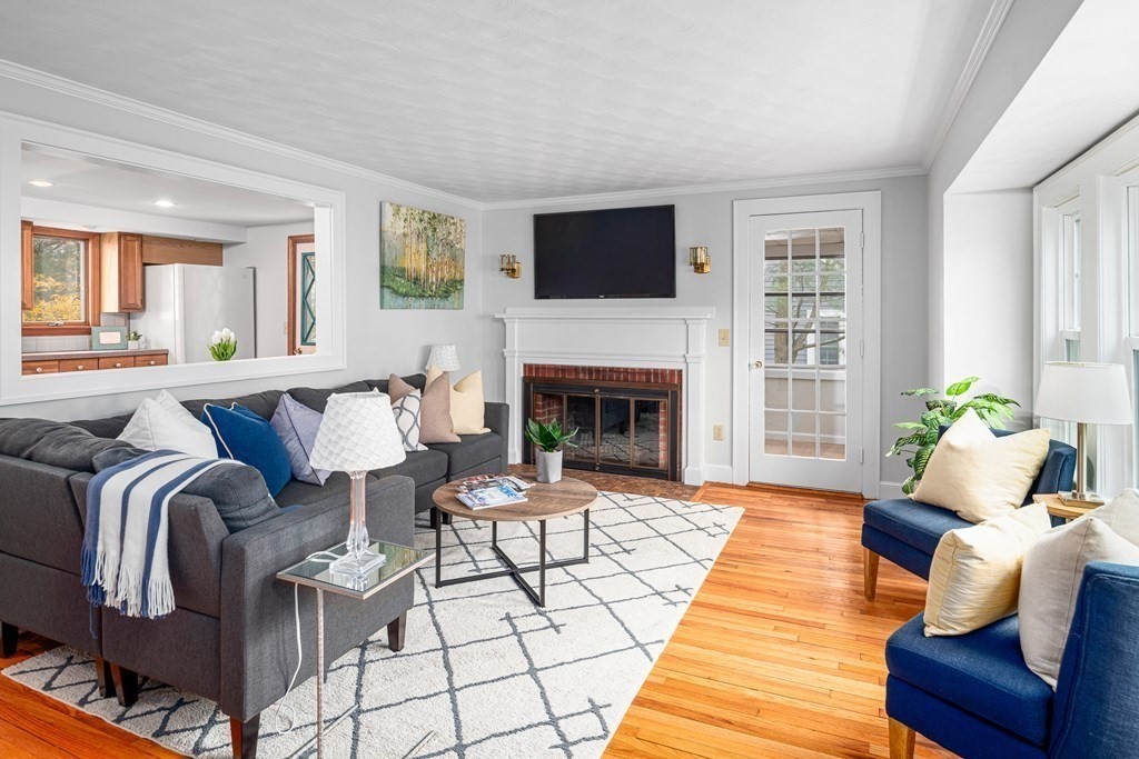 47 Madison Road Waltham, MA 02453 - Photo 2 of 20 Gallery Image 2