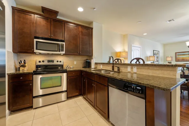 $375,000 | 96 Island Drive, Unit 46, Horseshoe Bay, TX 78657