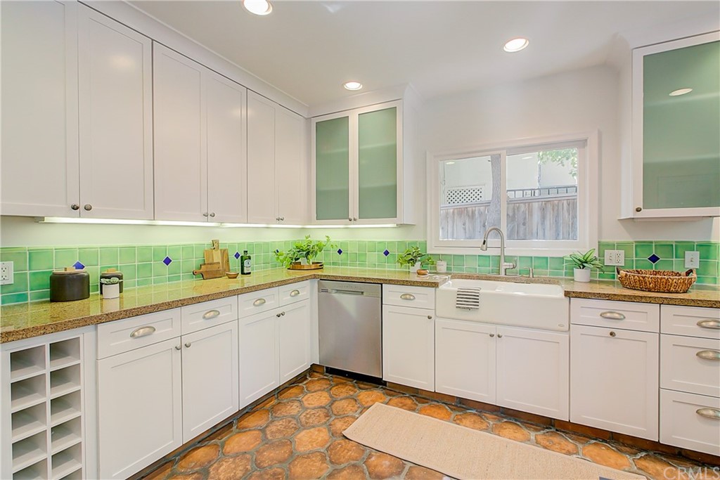 1126 Scofield Drive Glendale, CA 91205 - Photo 15 of 49