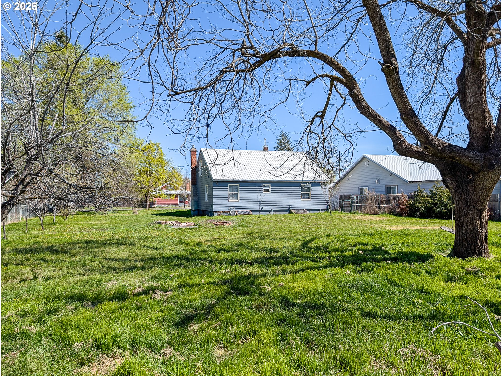 2802 North Spruce Street La Grande, OR 97850 - Photo 24 of 26 a view of a garden