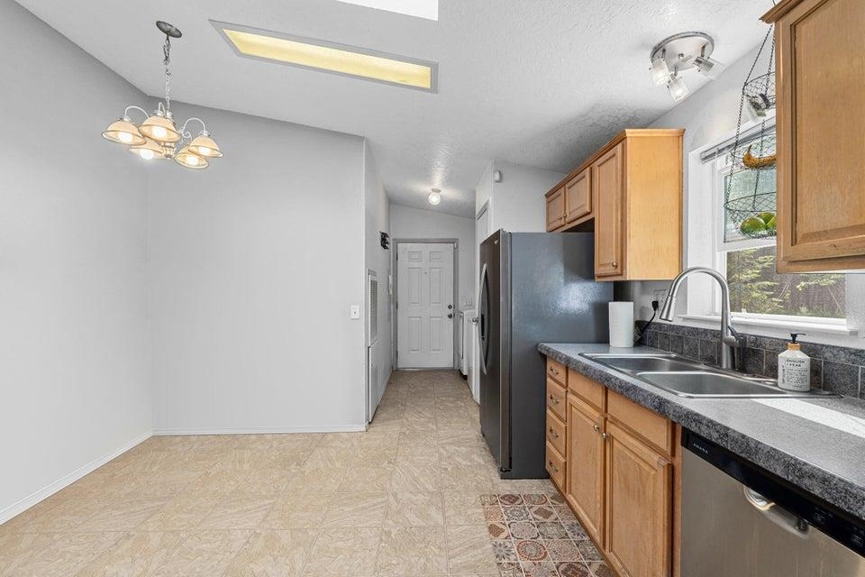 4051 Springdale-Hunters Road Springdale, WA 99173 - Photo 12 of 27