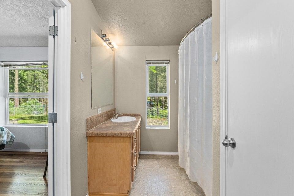 4051 Springdale-Hunters Road Springdale, WA 99173 - Photo 8 of 27