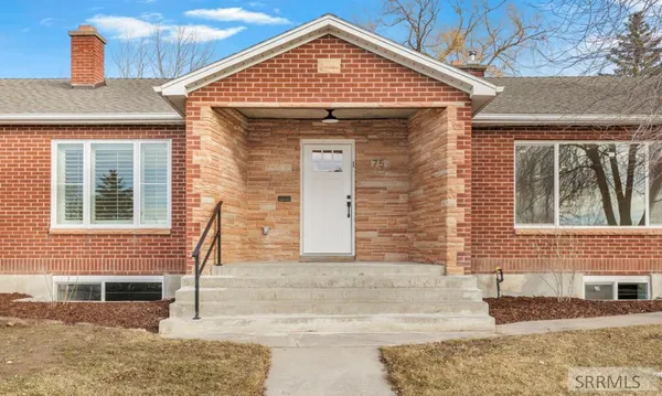$754,000 | 75 South 3rd East, Rexburg, ID 83440