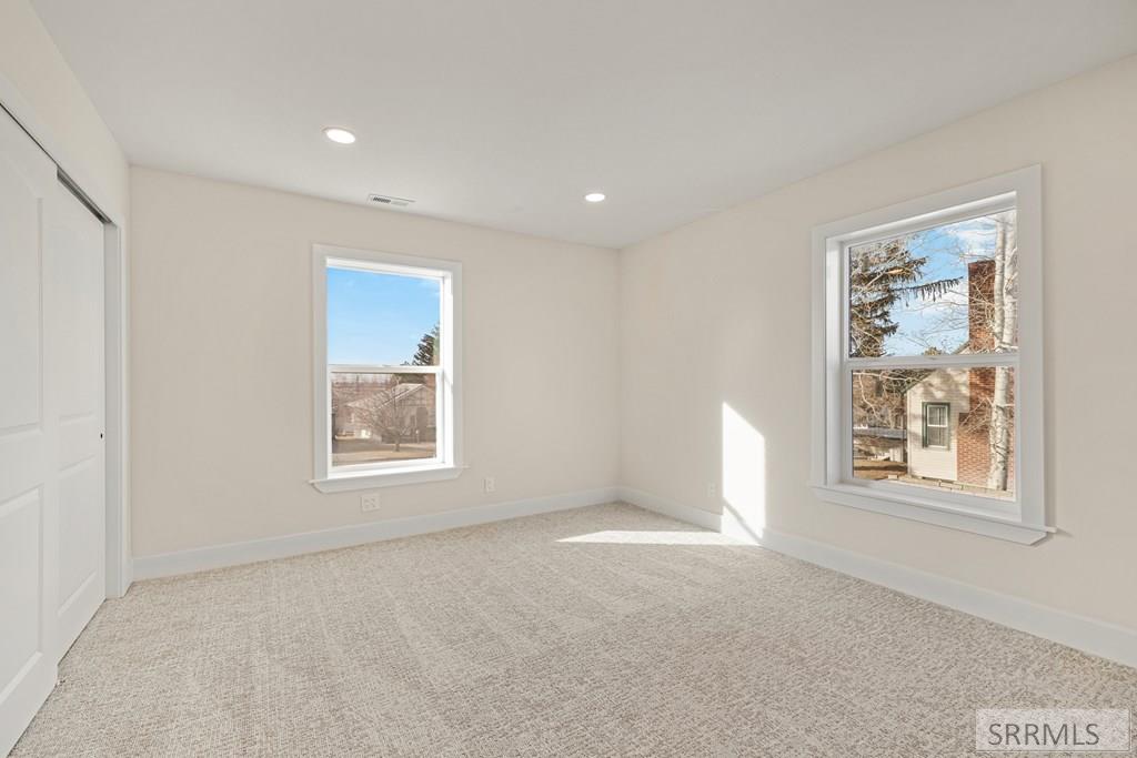 75 South 3rd East Rexburg, ID 83440 - Photo 11 of 35