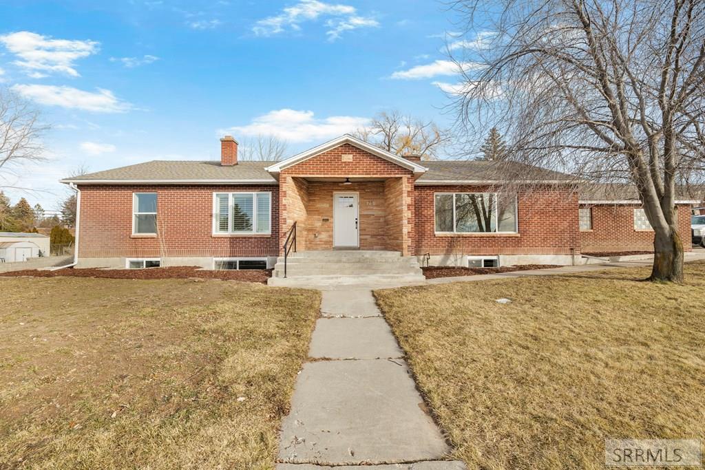 75 South 3rd East Rexburg, ID 83440 - Photo 27 of 35