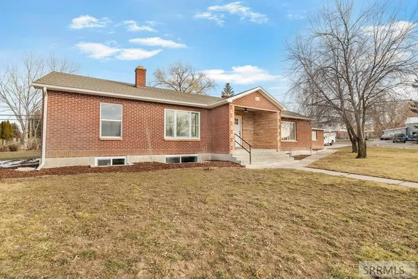 $754,000 | 75 South 3rd East, Rexburg, ID 83440