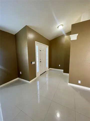 $2,195 | 1031 Summer Breeze Drive, Brandon, FL 33511