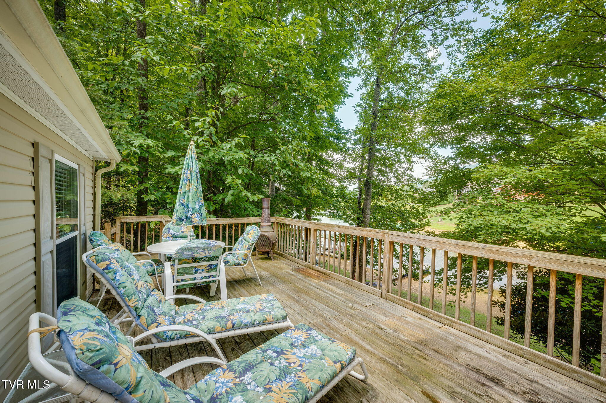 669 Piercetown Road Butler, TN 37640 - Photo 12 of 52 003