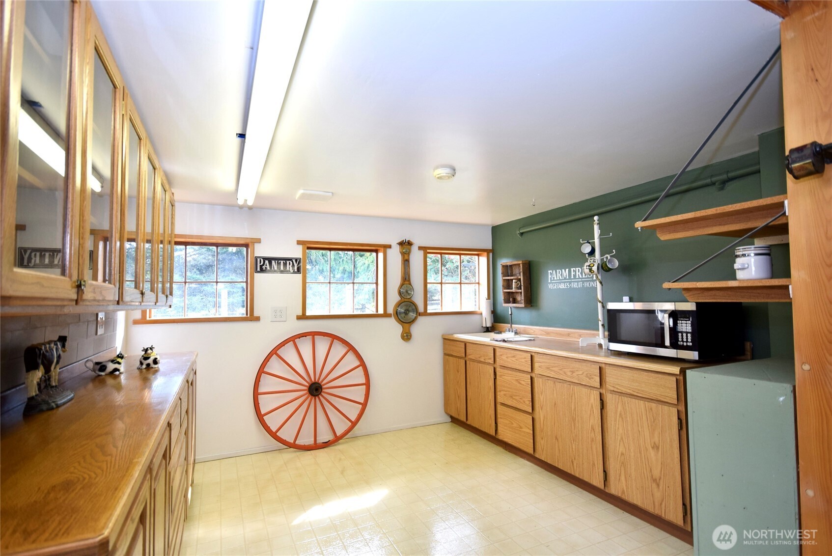 1734 Woodcock Road Sequim, WA 98382 - Photo 13 of 40