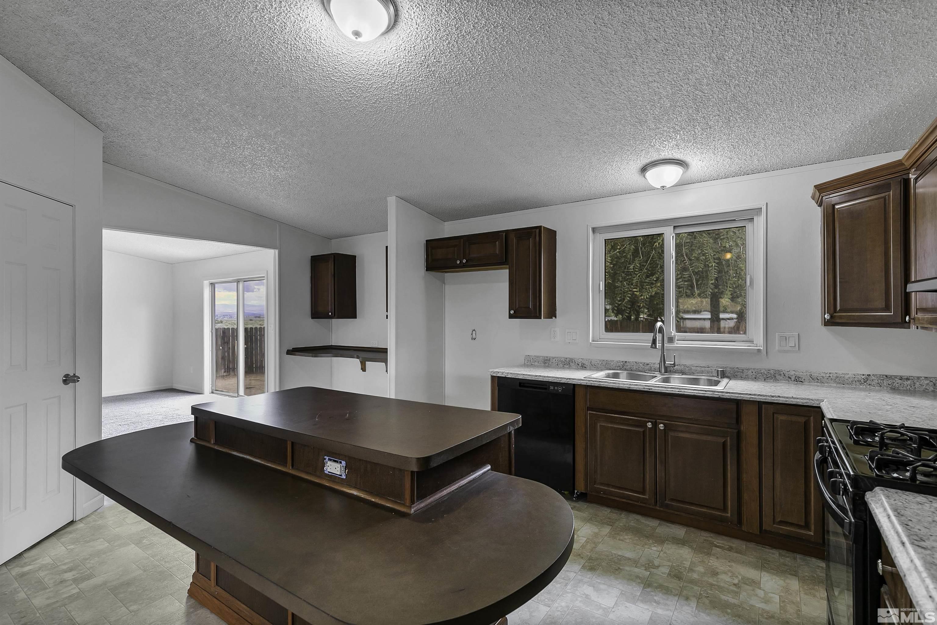 972 Lehigh Circle Carson City, NV 89705 - Photo 8 of 35 Photo 8