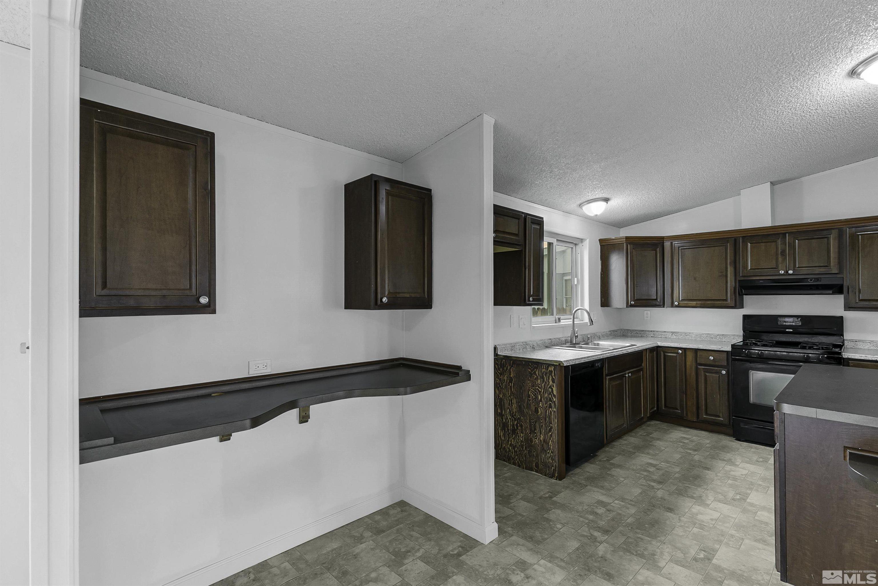 972 Lehigh Circle Carson City, NV 89705 - Photo 10 of 35 Photo 10