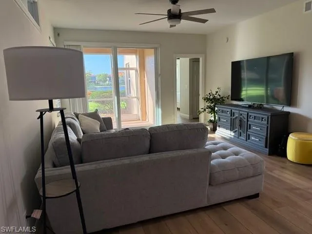 $4,100 | 2525 Aspen Creek Lane, Unit 101, Naples, FL 34119