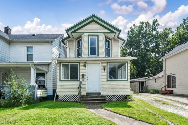 $160,000 | 54 Brown Street, Barberton, OH 44203