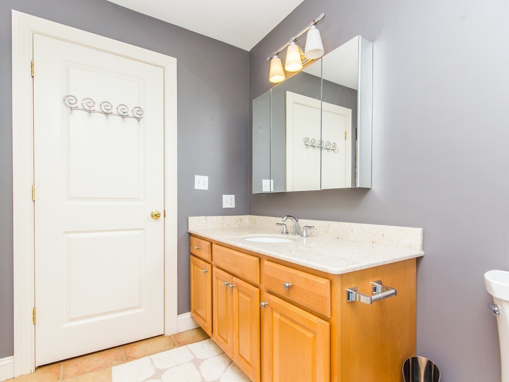 11 Reyem Street, Unit 1 Waltham, MA 02453 - Photo 20 of 25 Gallery Image 20