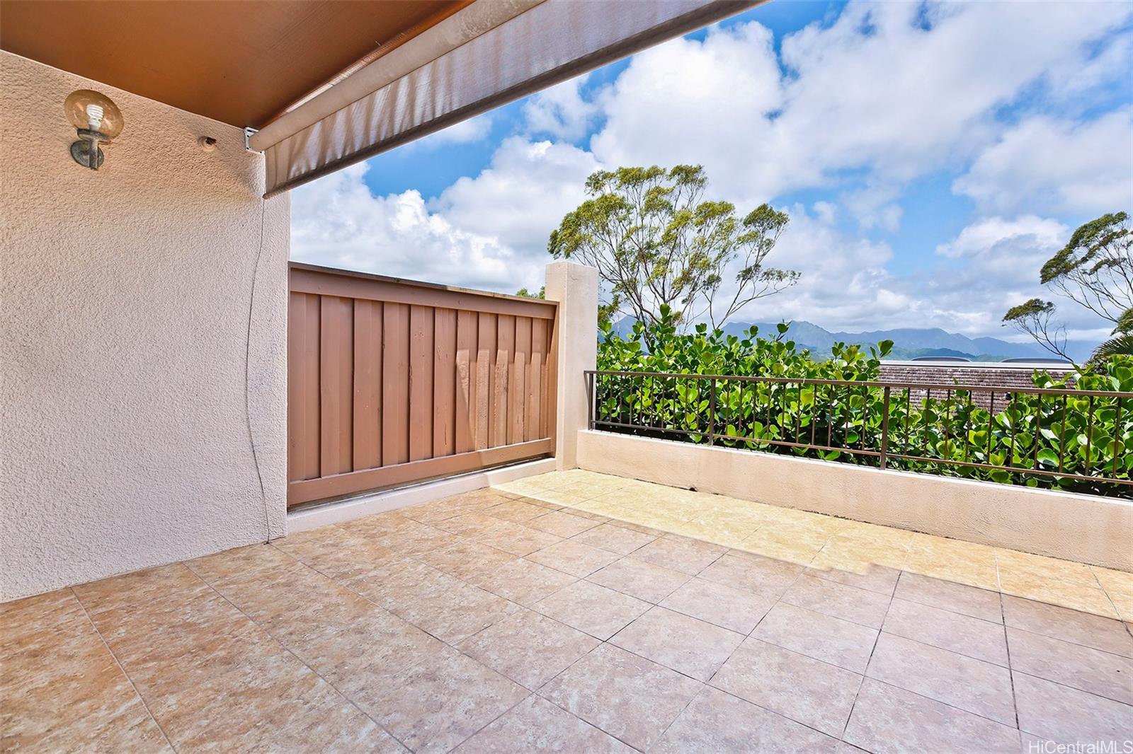 387 Kaelepulu Drive, Unit 1305 Kailua, HI 96734 - Photo 8 of 22