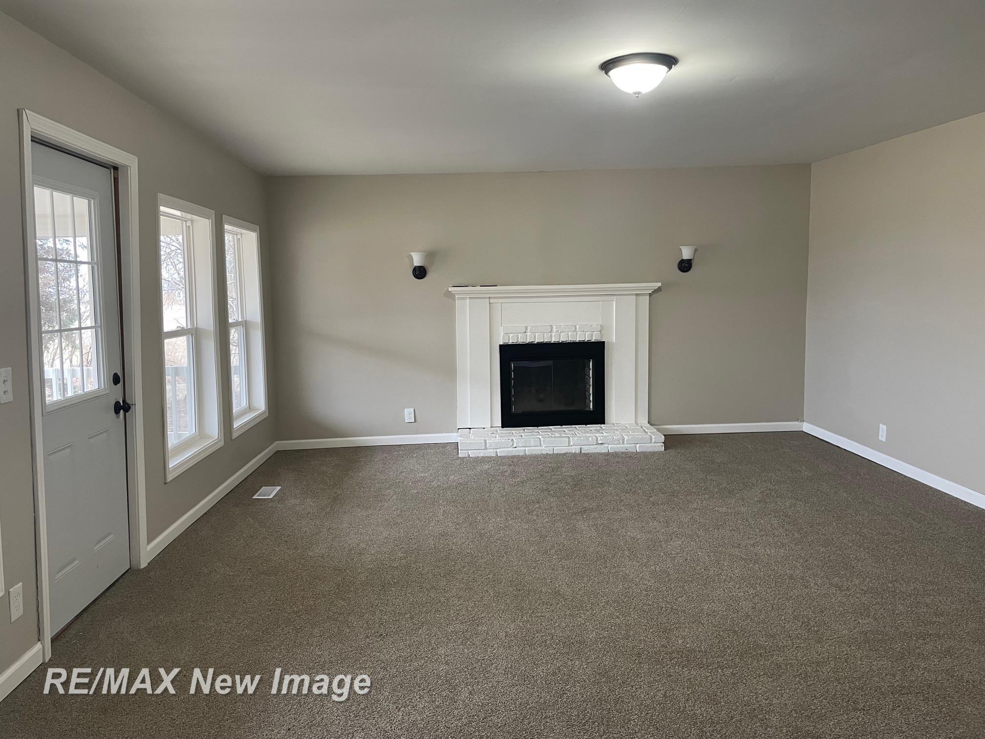 3874 East Kent Road Freeland, MI 48623 - Photo 7 of 28