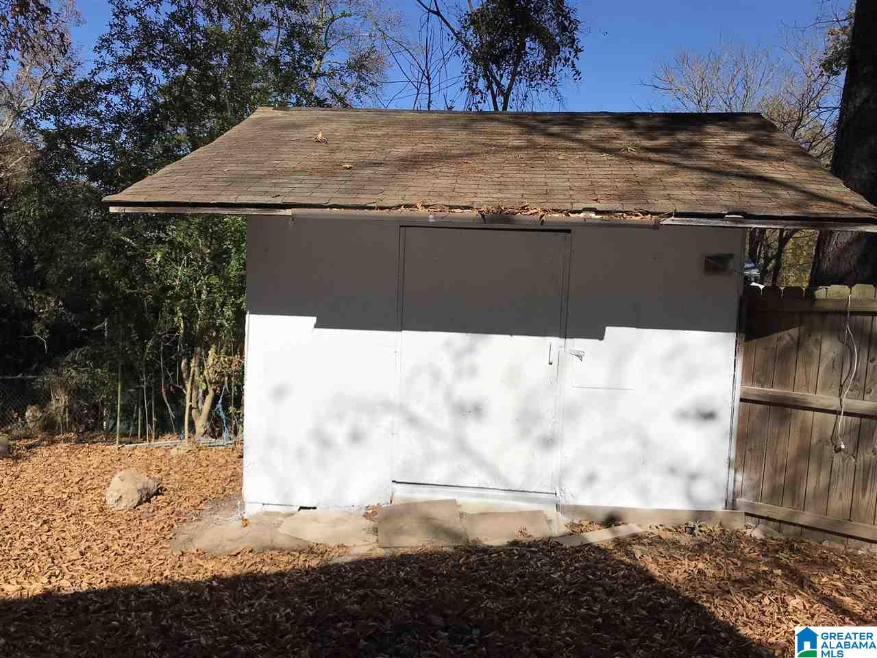 221 Forrest Drive Weaver, AL 36277 - Photo 9 of 25