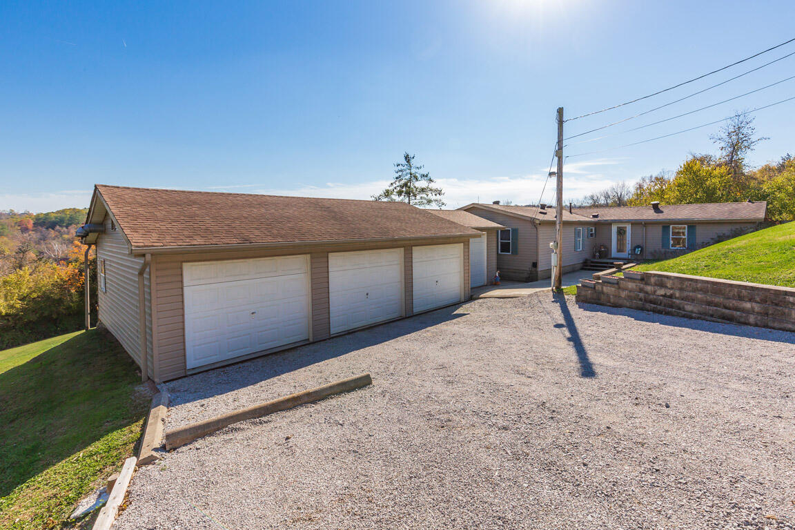 1921 Poplar Ridge Road Melbourne, KY 41059 - Photo 2 of 32 Gallery Image 2